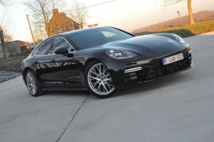 1.PORSCHE PANAMERA II 